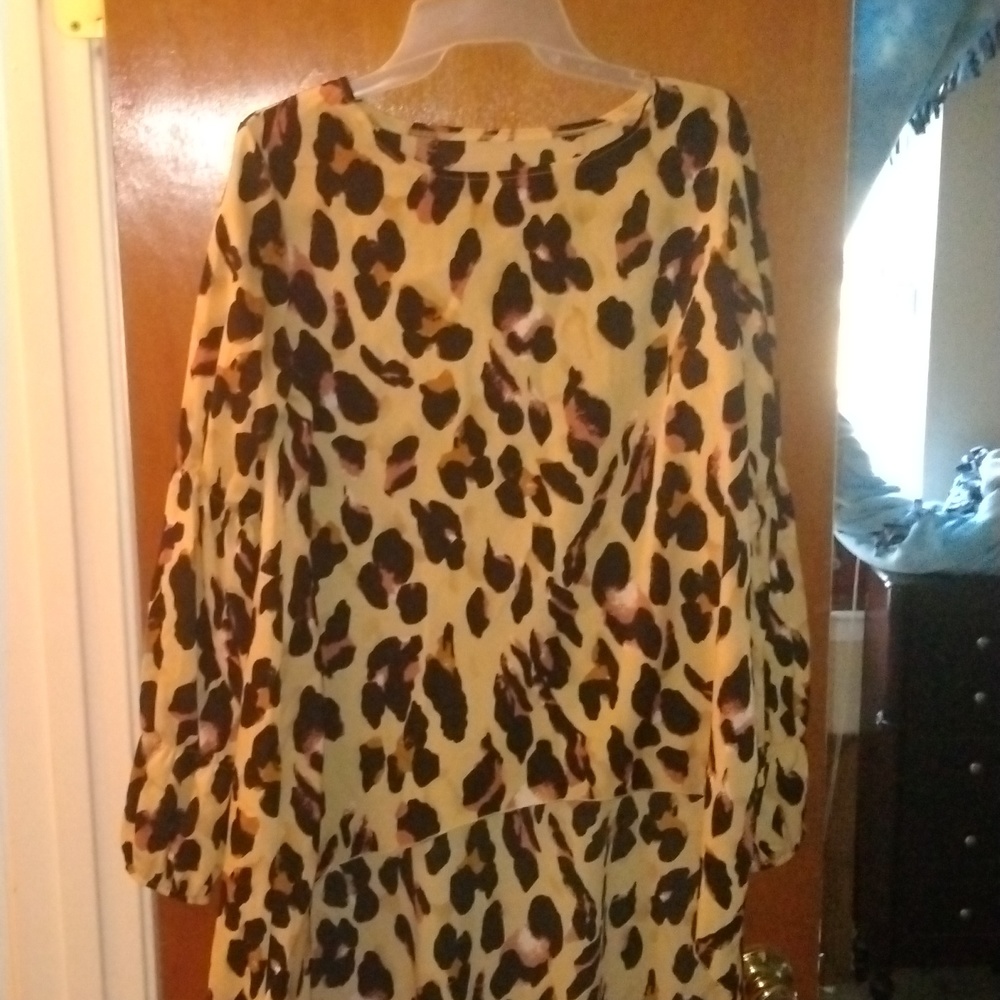 Leopard Print High Low Shirt
